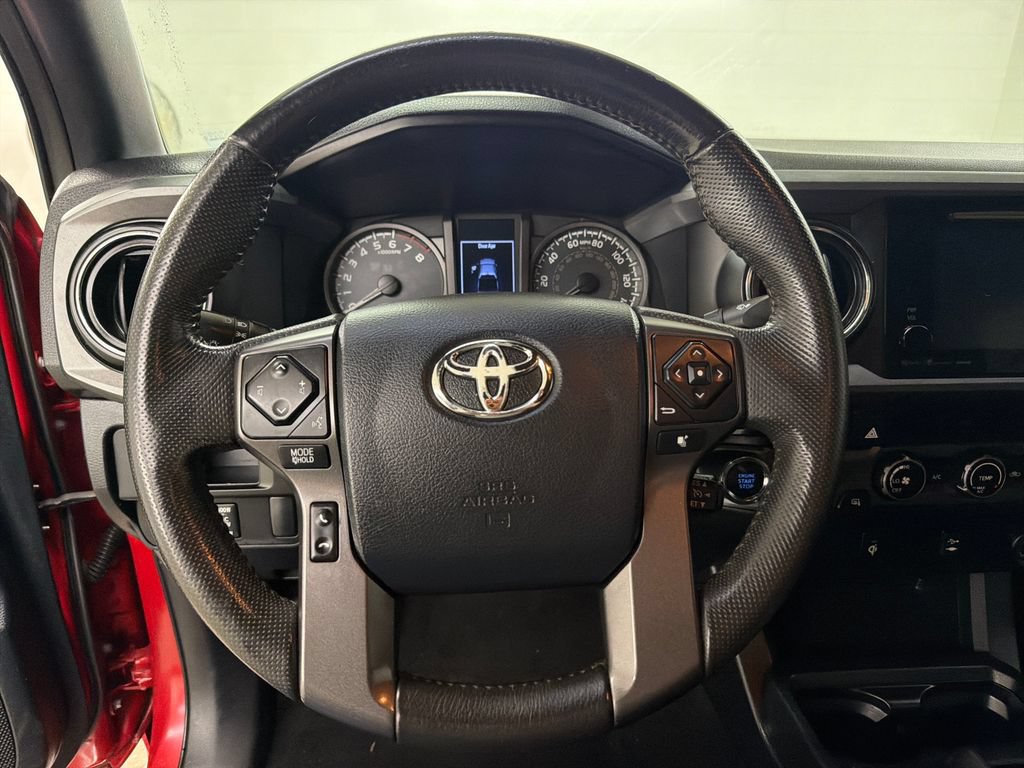 Used 2016 Toyota Tacoma TRD Off-Road w/ Towing Package RWD image 16
