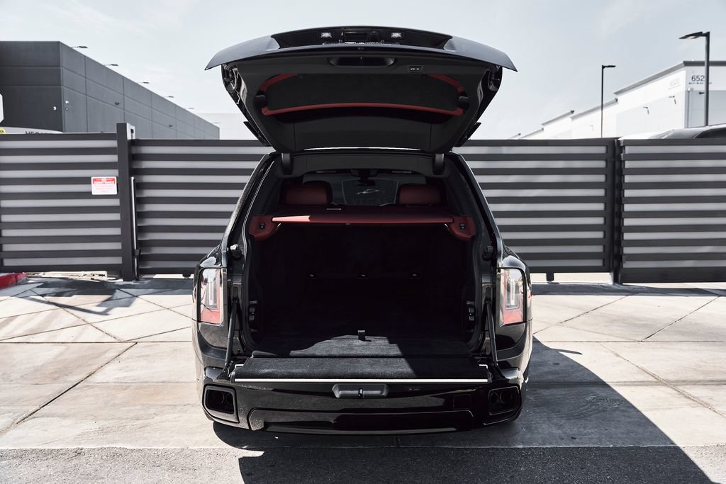 Used 2026 Rolls-Royce Cullinan AWD/4WD image 17