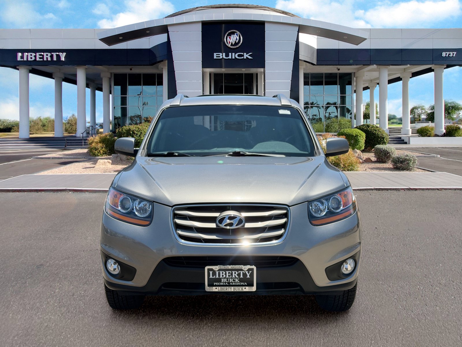 Used 2011 Hyundai Santa Fe SE FWD image 8