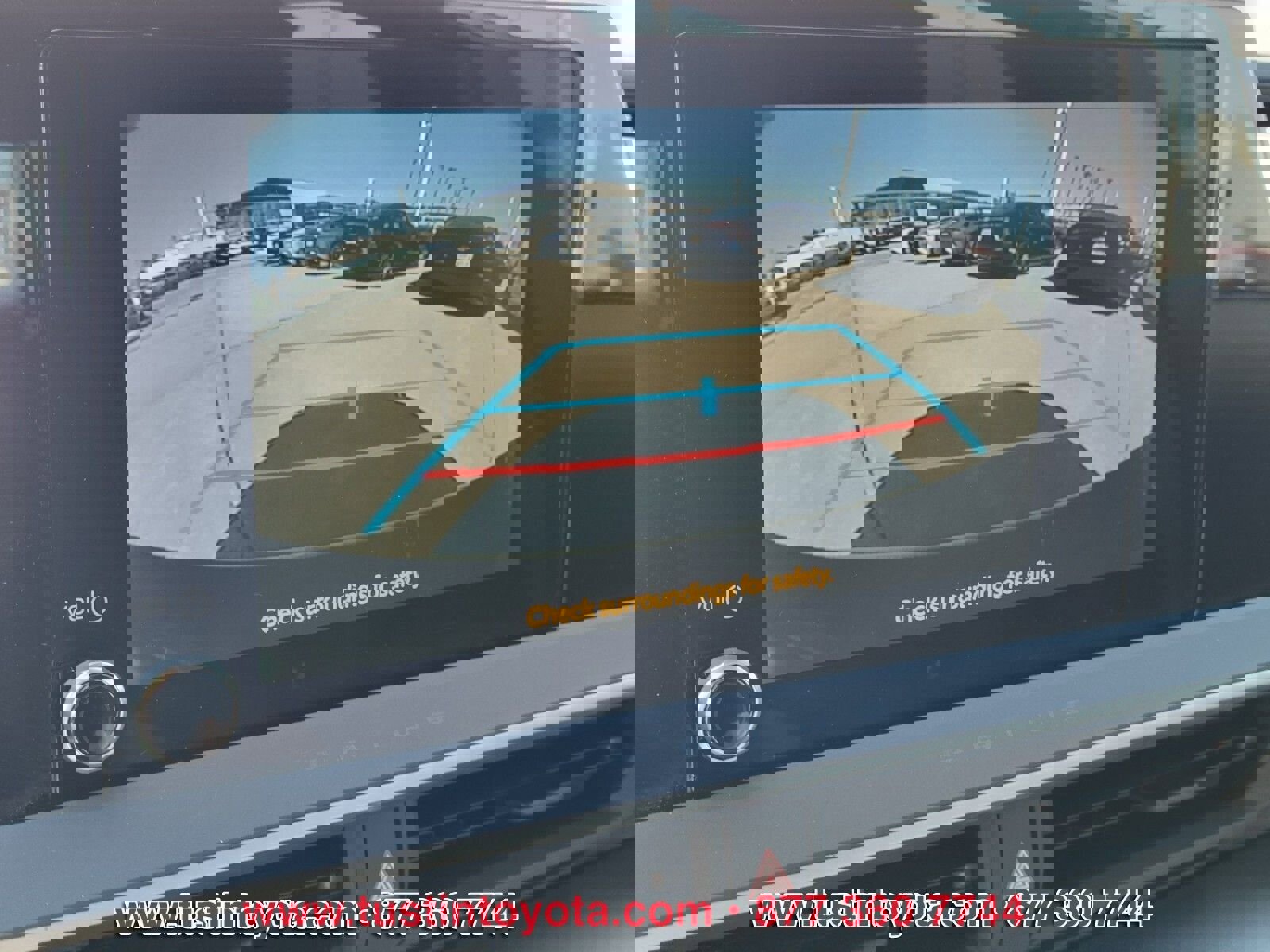 Used 2024 Toyota Prius LE FWD image 21