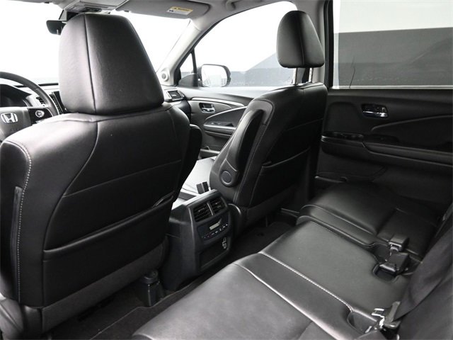 Certified 2022 Honda Pilot Special Edition image 2