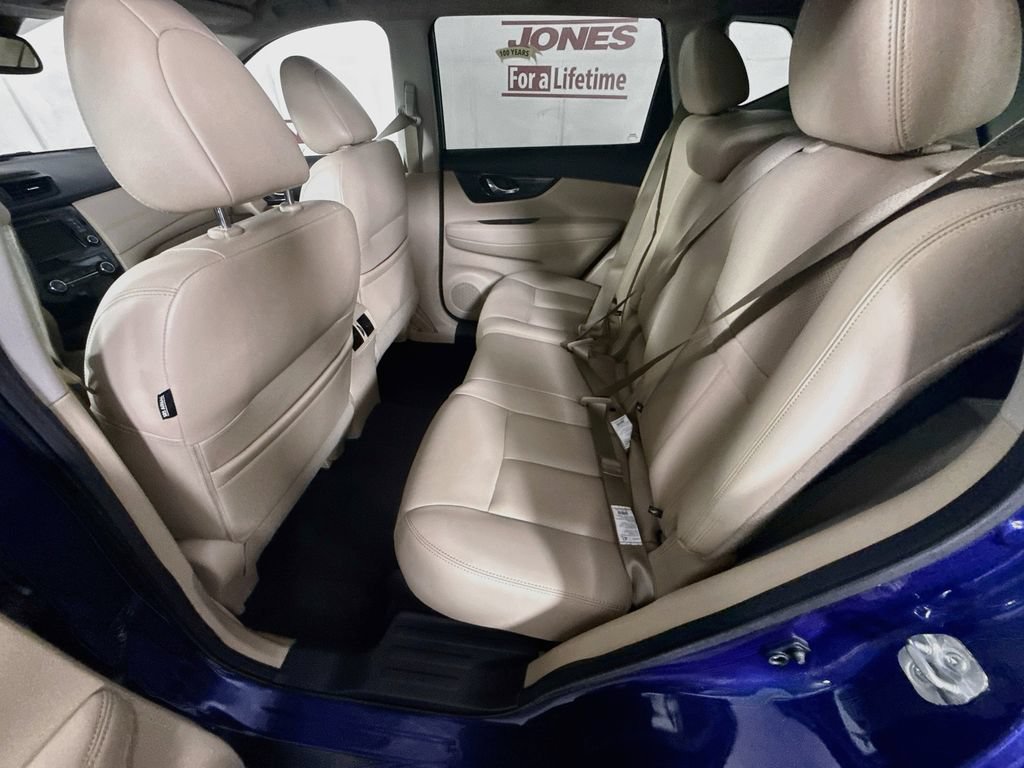 Used 2019 Nissan Rogue SL w/ Premium Package AWD/4WD image 28