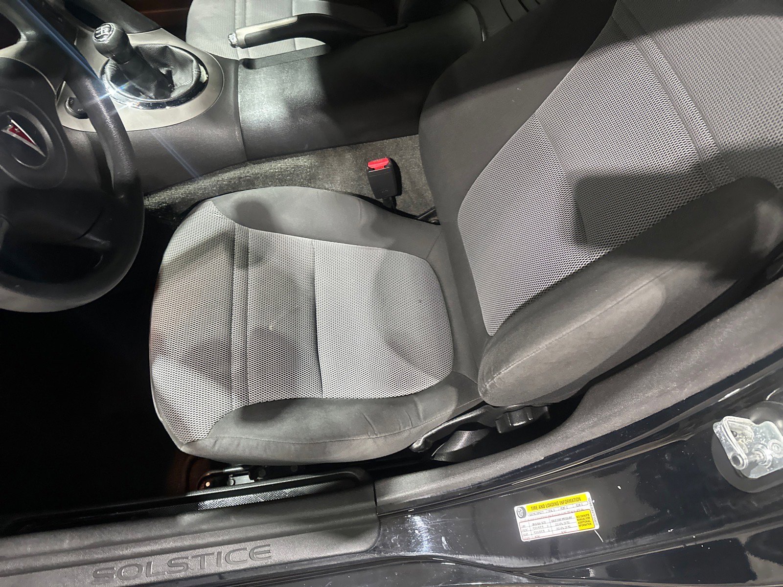 Used 2007 Pontiac Solstice Convertible w/ Convenience Package image 14