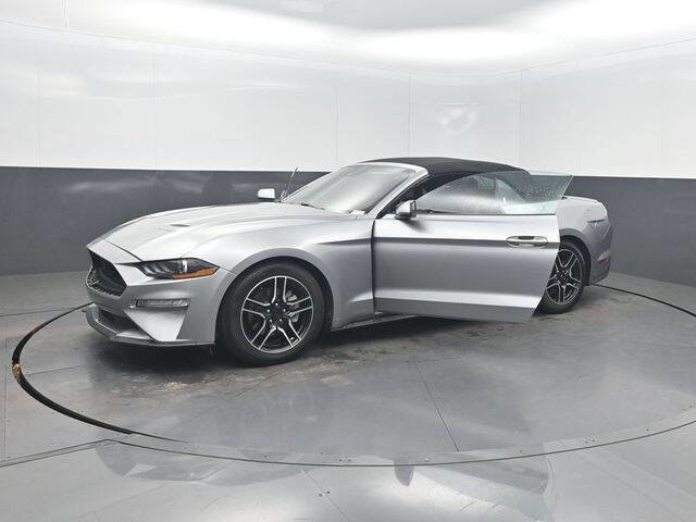 Used 2022 Ford Mustang Premium image 30