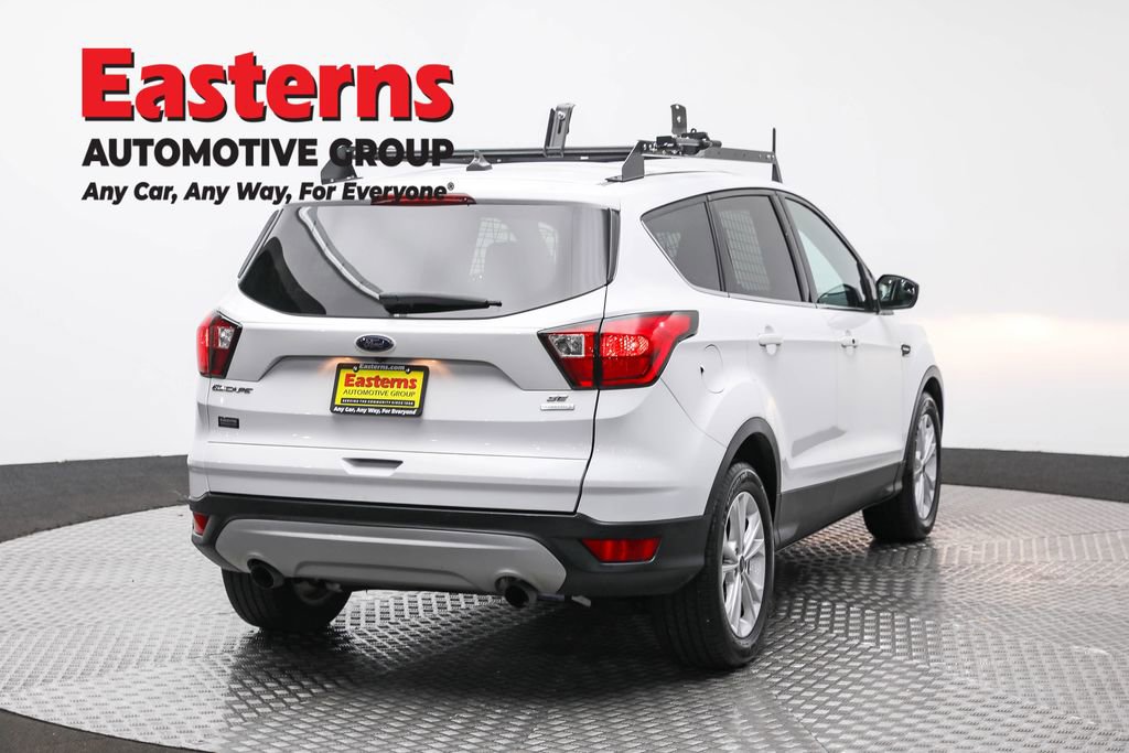 Used 2019 Ford Escape SE image 5