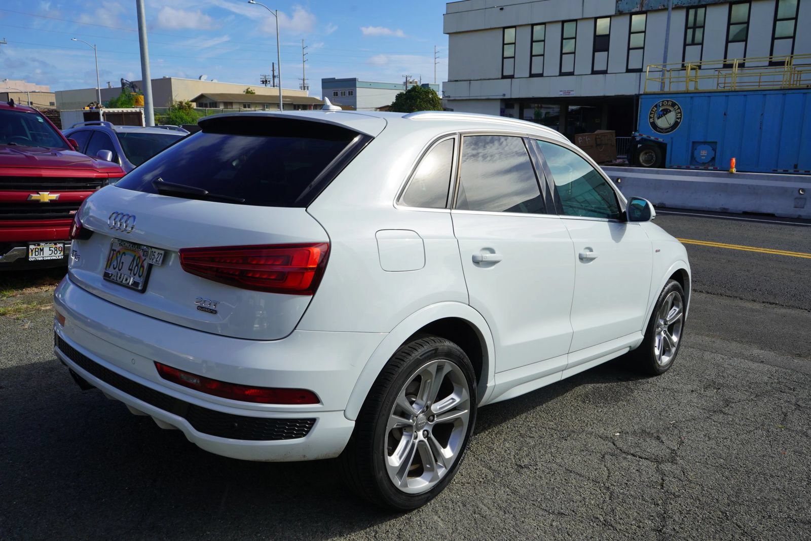 Used 2018 Audi Q3 2.0T Premium Plus w/ Premium Plus Package AWD/4WD image 23