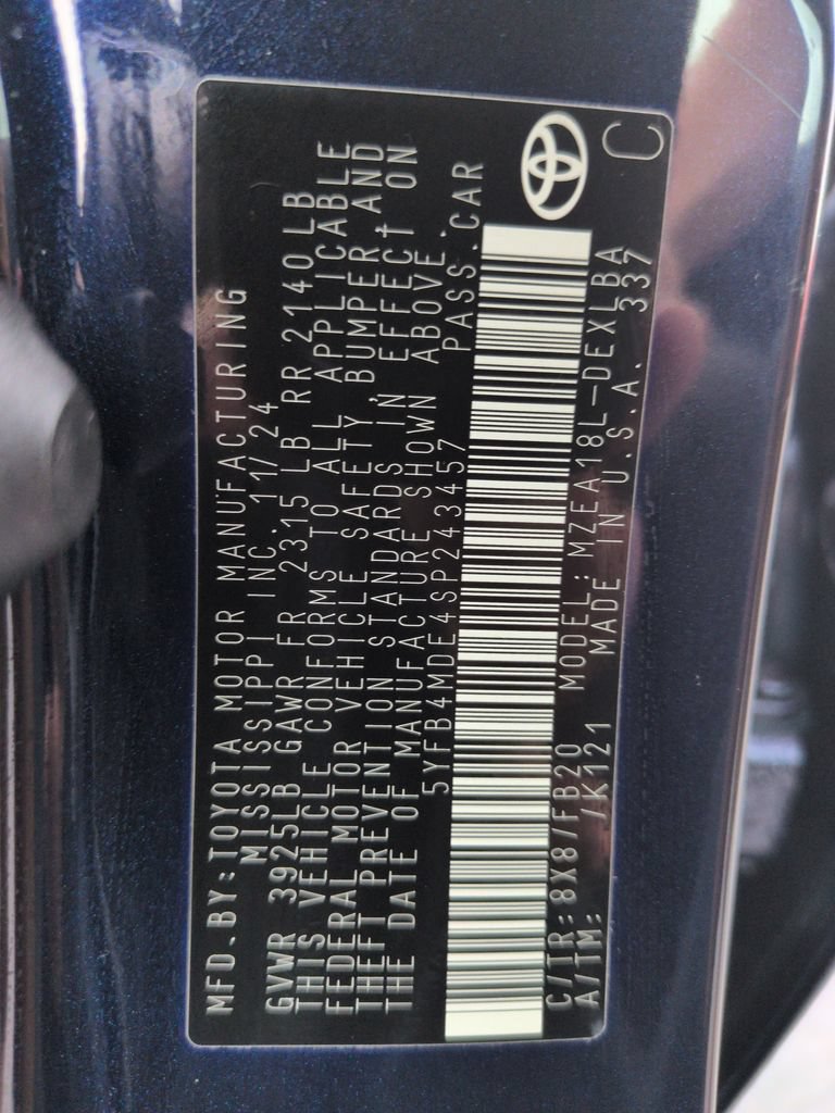 Certified 2025 Toyota Corolla LE FWD image 29