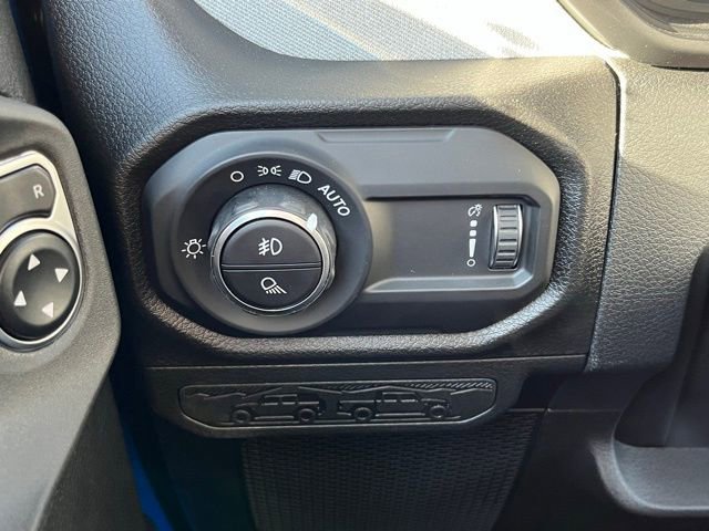 New 2026 Jeep Gladiator Sport AWD/4WD image 32