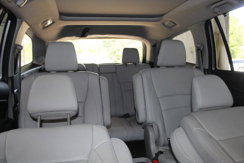 Used 2022 Honda Pilot Elite image 33