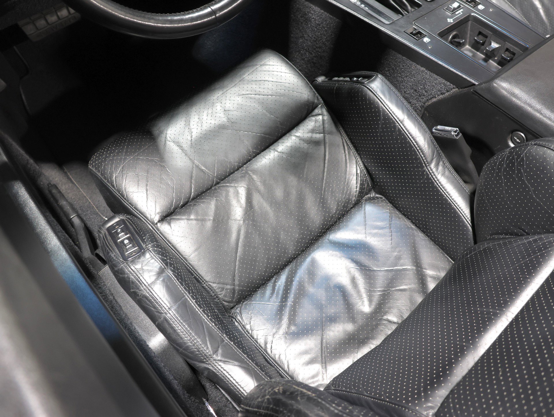 Used 1988 Chevrolet Corvette Convertible image 33