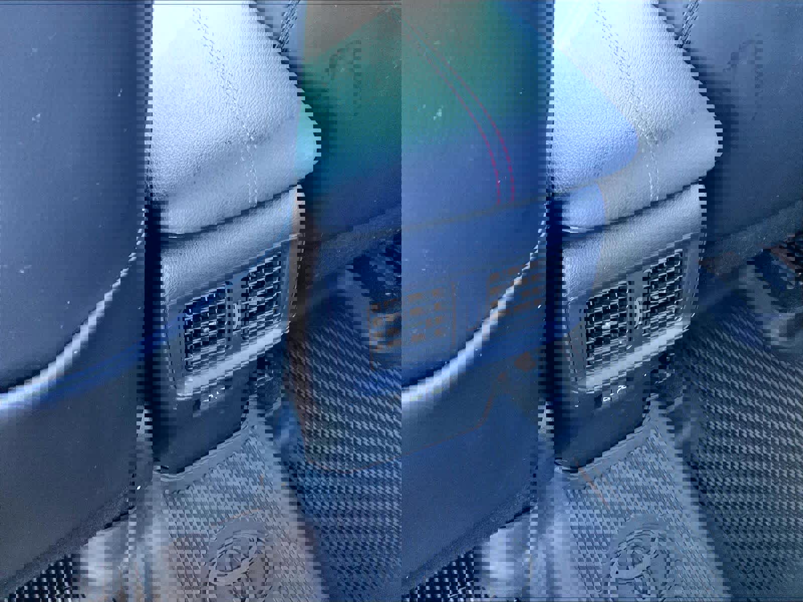 Used 2023 Toyota RAV4 XSE image 28