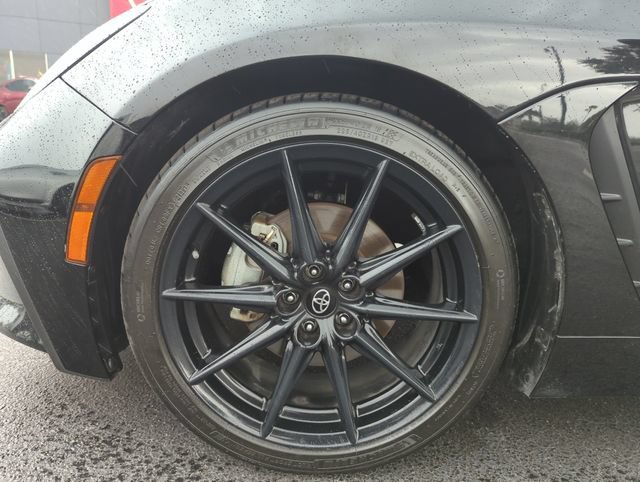 Used 2022 Toyota GR86 Premium RWD image 43