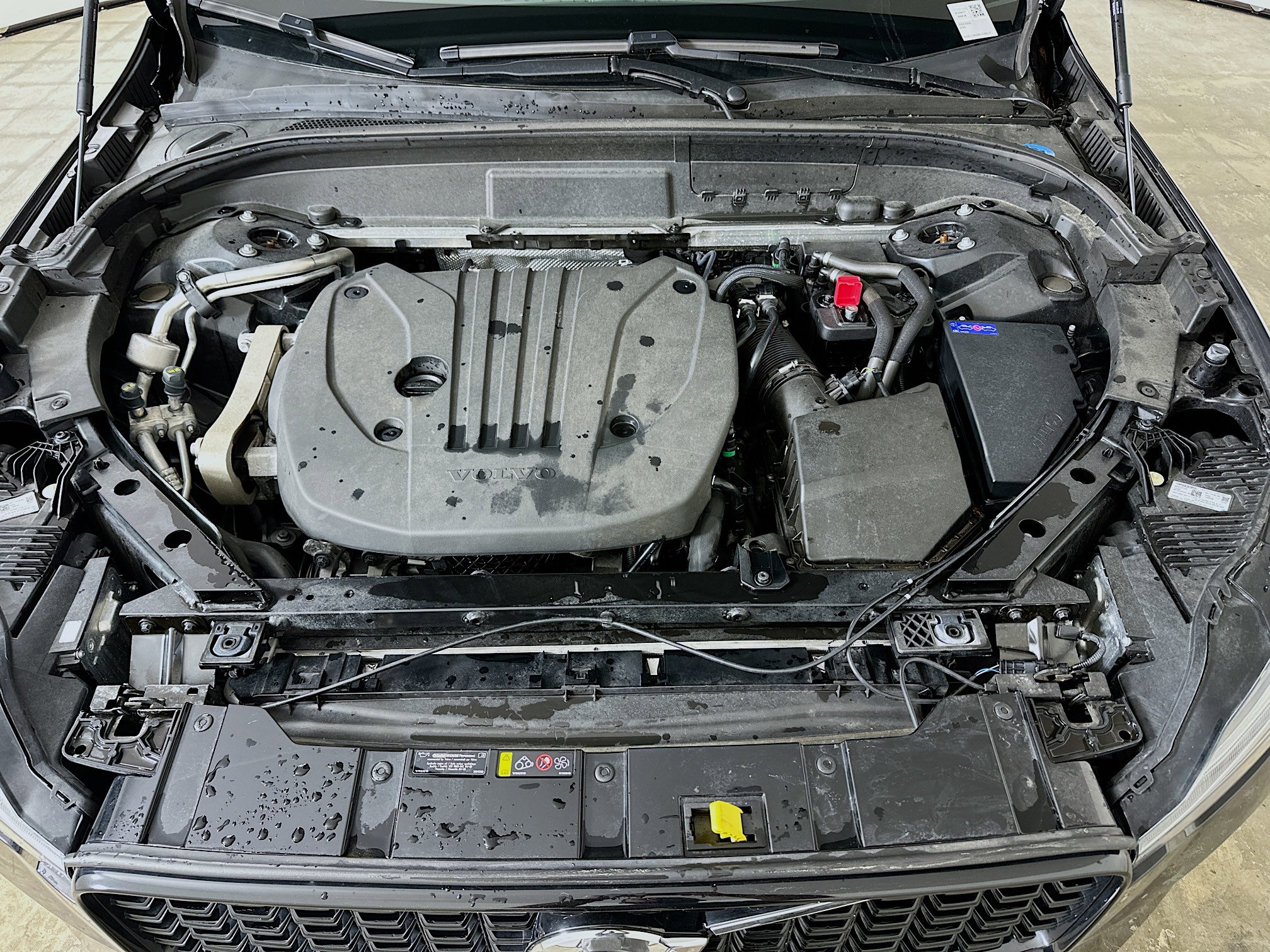 Used 2024 Volvo XC60 B5 Core image 34