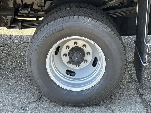 Used 2024 Ford F350 XL w/ Snow Plow Prep Package image 32