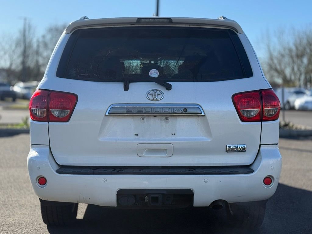 Used 2015 Toyota Sequoia Platinum image 4