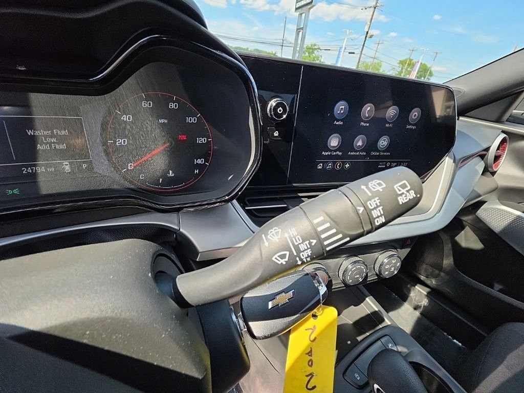 Certified 2024 Chevrolet Trax RS FWD image 13