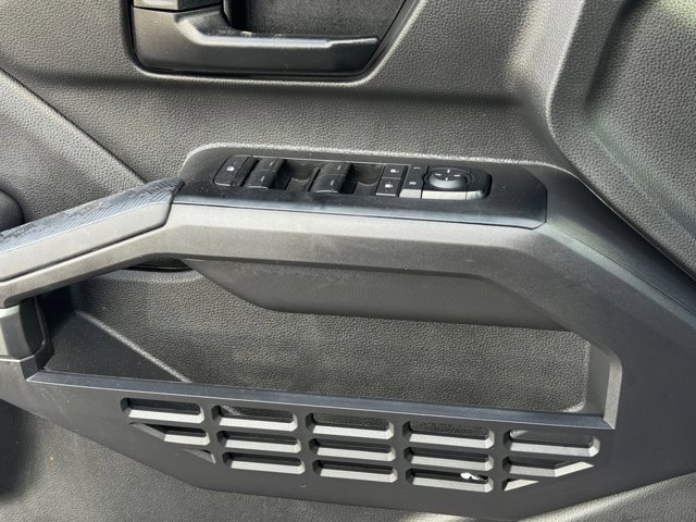 Certified 2025 Toyota Tacoma SR5 image 25