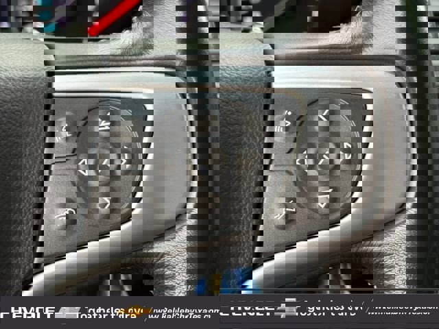 Used 2018 GMC Yukon SLE w/ Convenience Package image 15