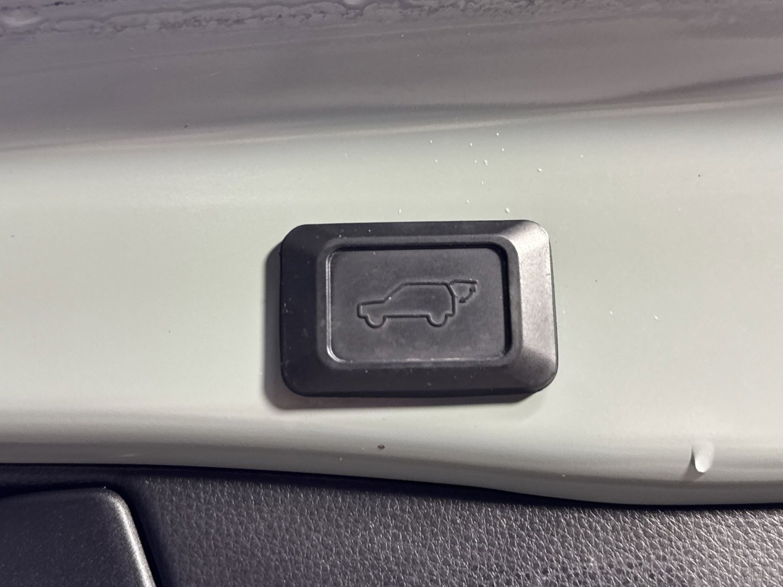 Used 2019 Toyota RAV4 XLE w/ Convenience Package image 31