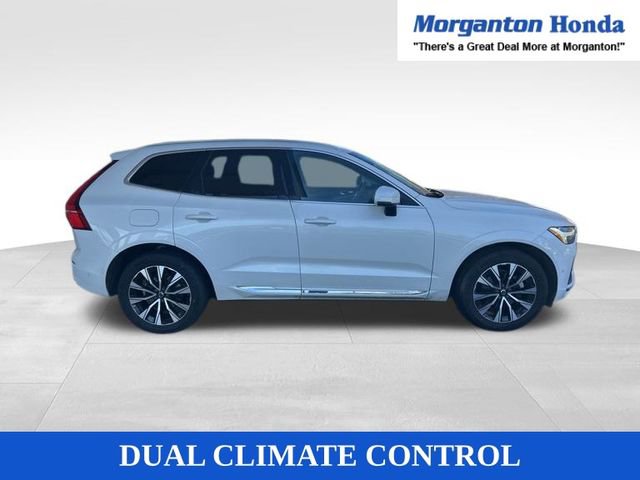 Used 2023 Volvo XC60 B5 Plus image 10
