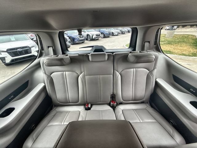 Used 2024 Jeep Wagoneer Series II w/ Flexible Seating Group RWD image 23