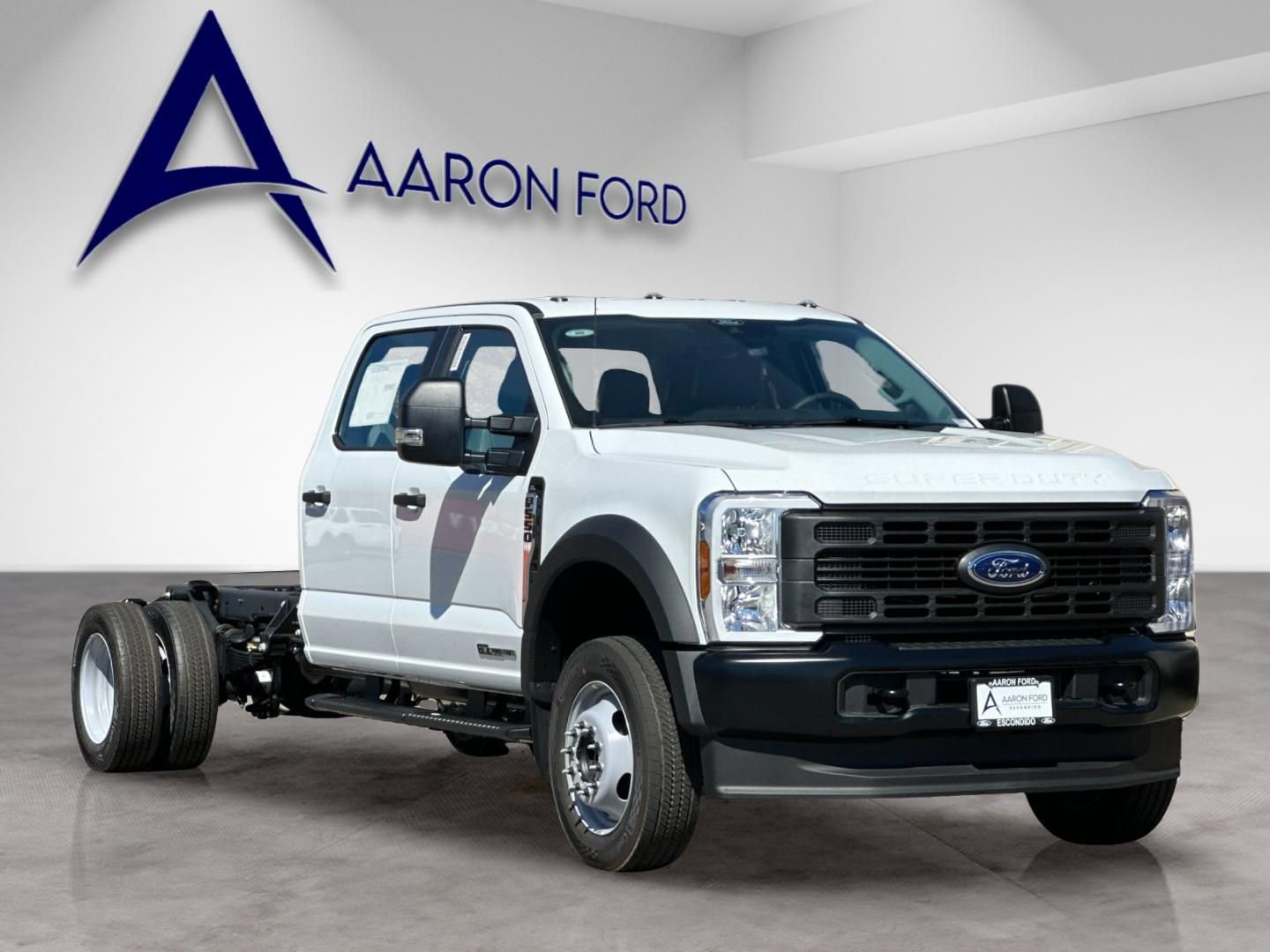 New 2026 Ford F550 4x4 Crew Cab image 8