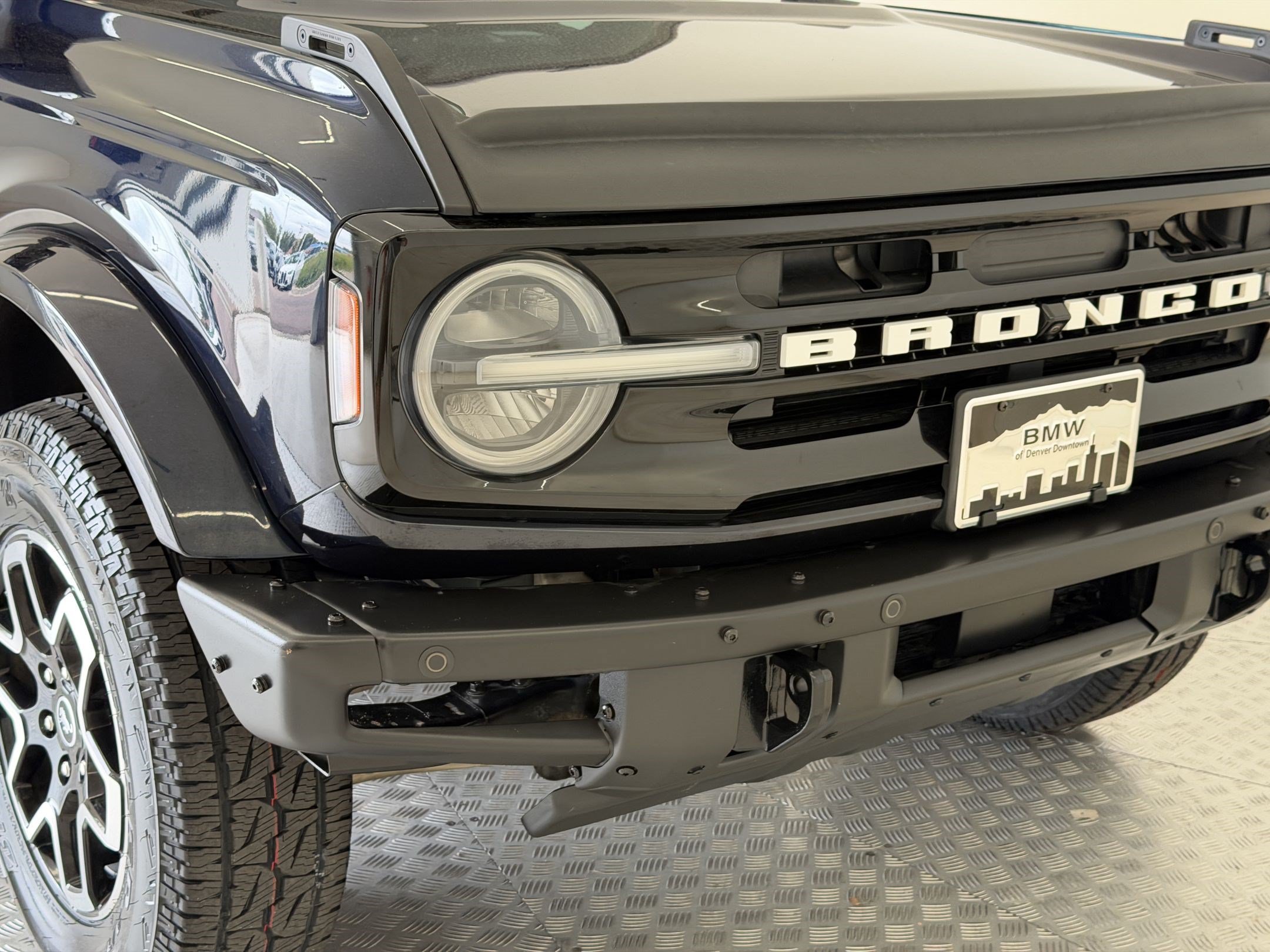 Used 2021 Ford Bronco Outer Banks AWD/4WD image 12