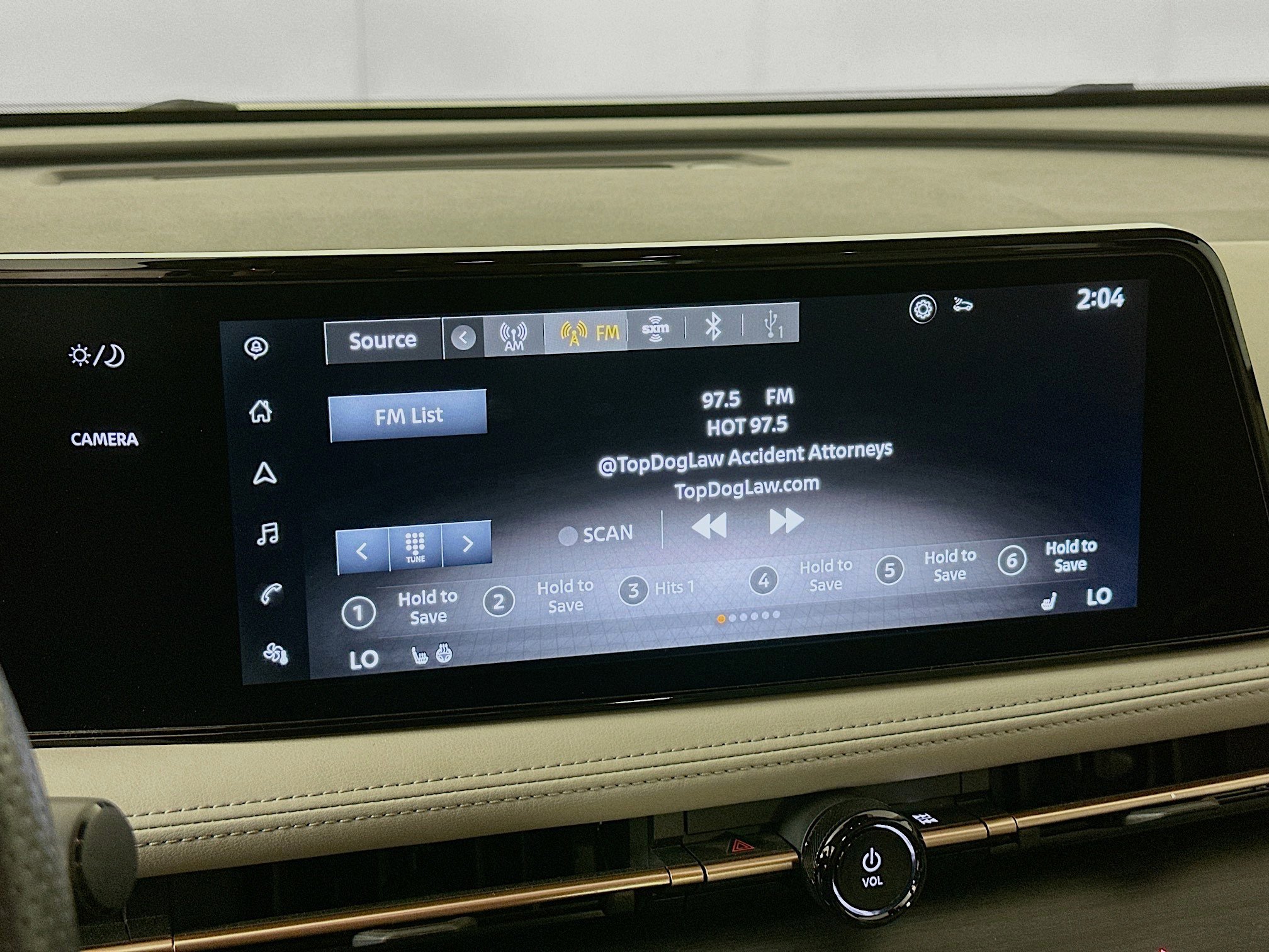 Used 2023 Nissan Ariya FWD image 21