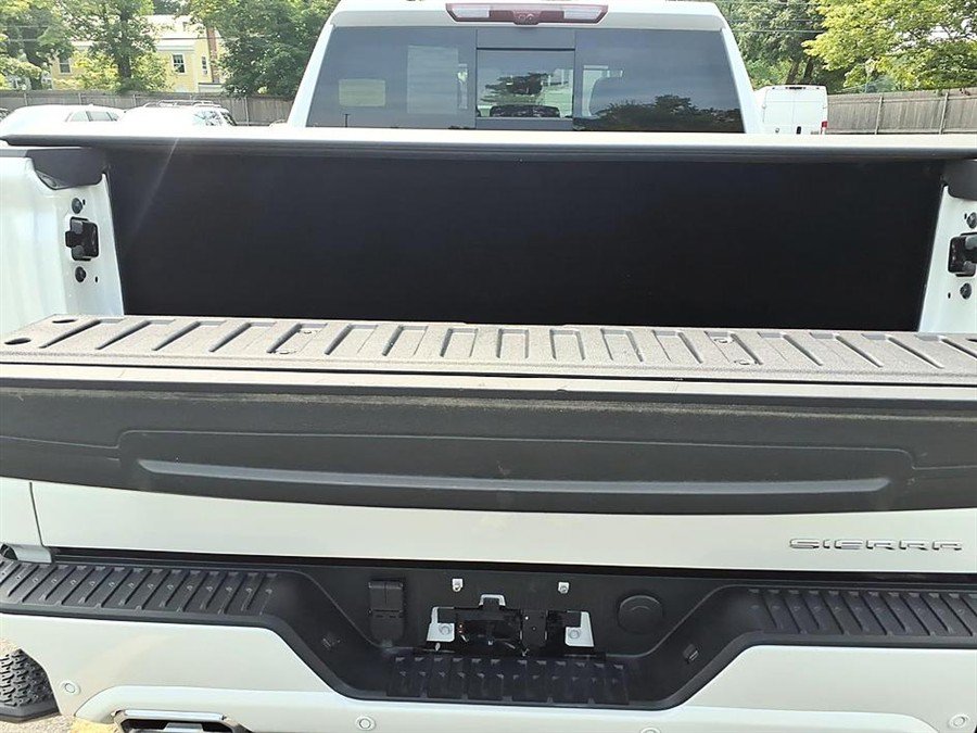 Used 2025 GMC Sierra 1500 Denali Ultimate AWD/4WD image 10