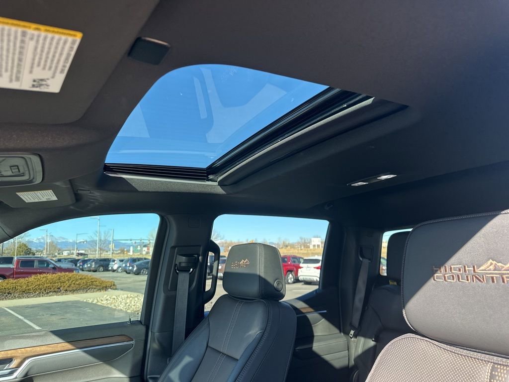 Used 2026 Chevrolet Silverado 1500 High Country w/ Midnight Edition image 16