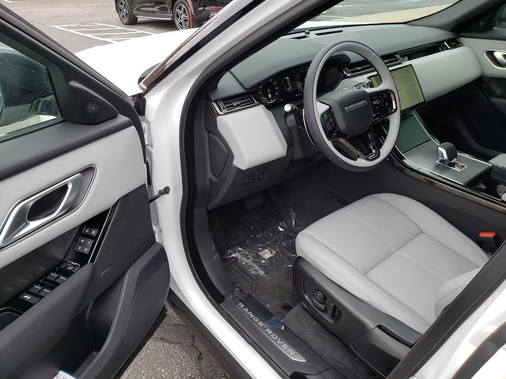 New 2026 Land Rover Range Rover Velar S image 9