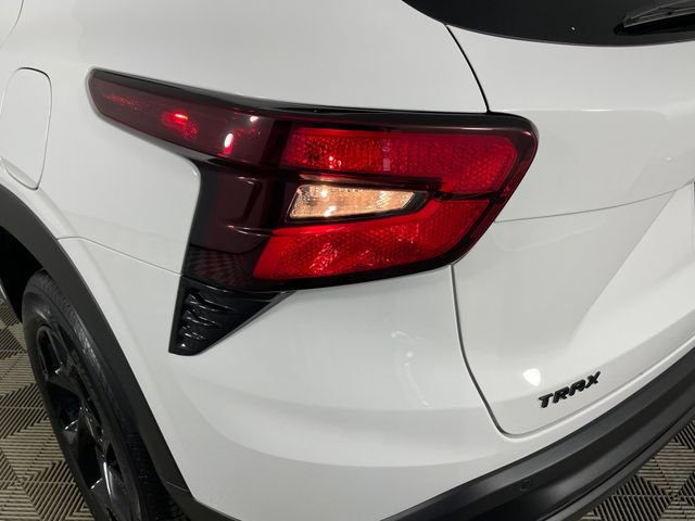 New 2026 Chevrolet Trax LT w/ Driver Confidence Package FWD image 16