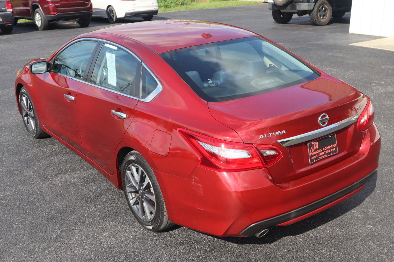 Used 2016 Nissan Altima 2.5 SV FWD image 15