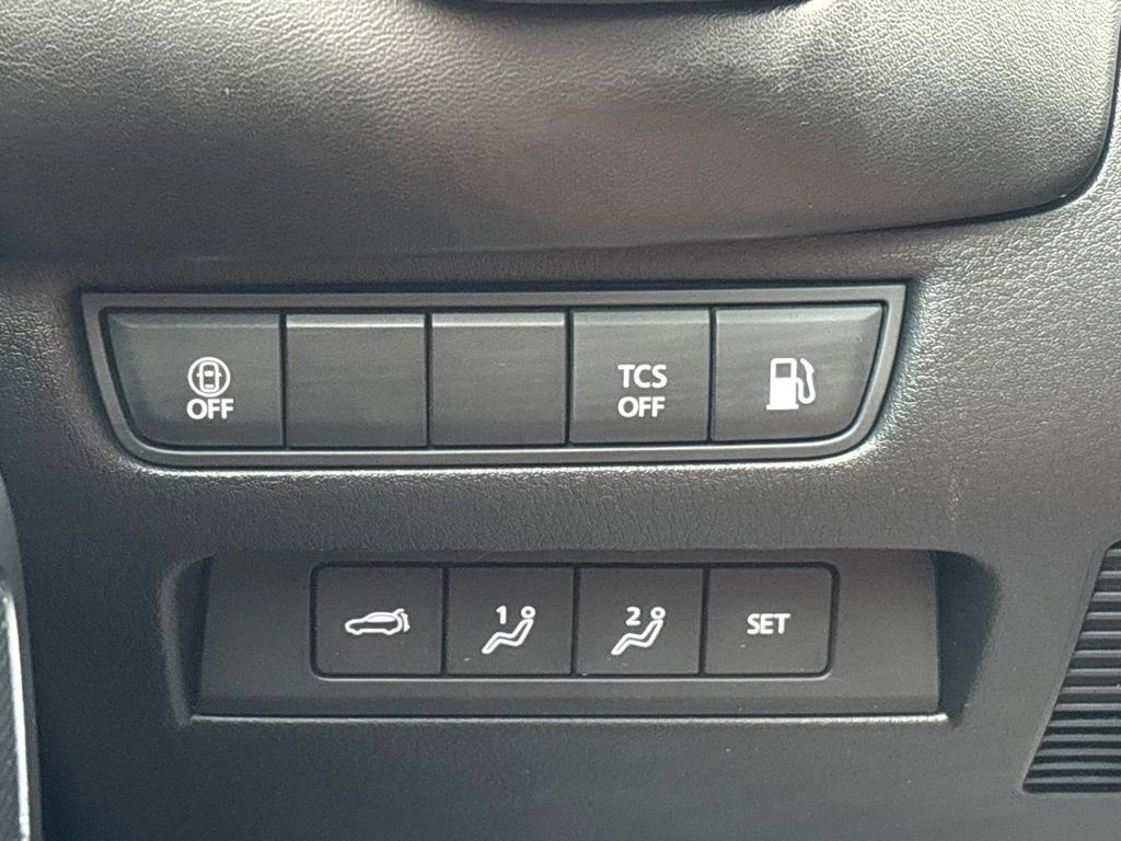 Used 2025 MAZDA CX-50 AWD 2.5 Hybrid w/ Weather Package image 22
