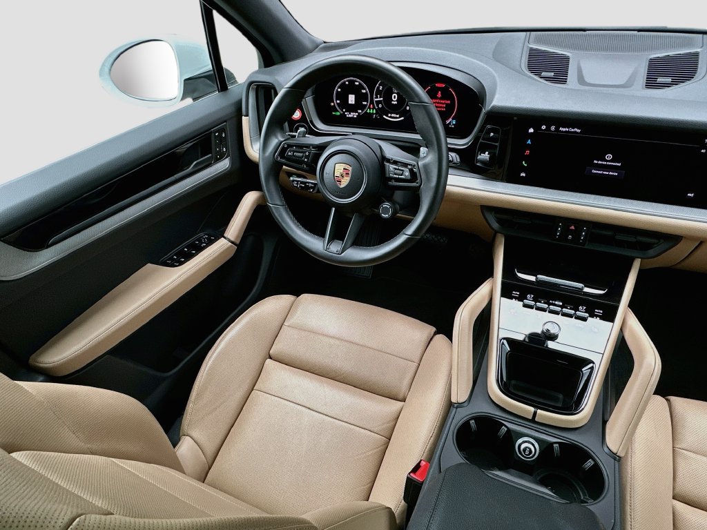 Certified 2026 Porsche Cayenne AWD/4WD image 25
