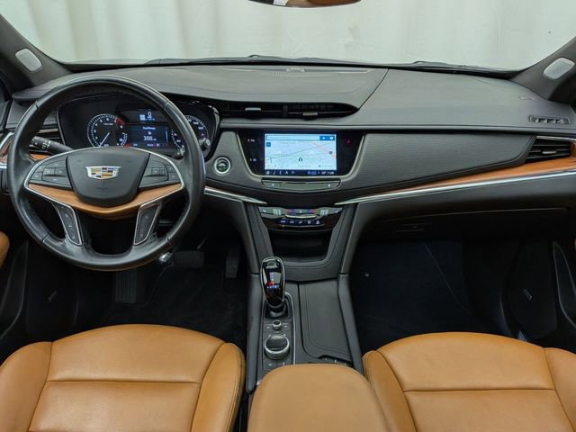 Certified 2023 Cadillac XT5 Premium Luxury w/ LPO, Floor Liner Package image 24