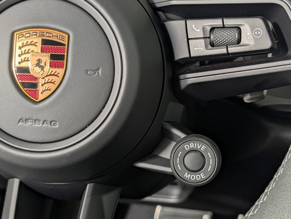Certified 2026 Porsche 911 GT3 RWD image 35