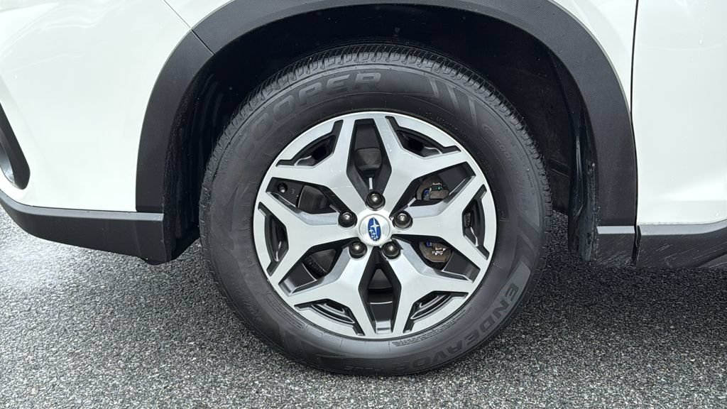 Used 2020 Subaru Forester Premium AWD/4WD image 8