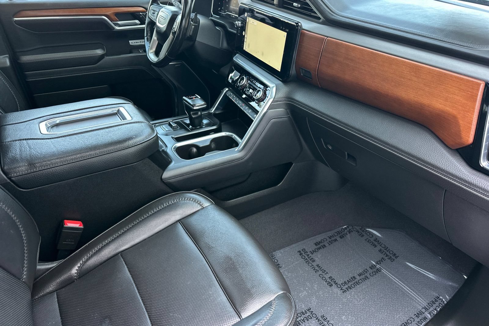 Used 2022 GMC Sierra 1500 Denali w/ Technology Package AWD/4WD image 19