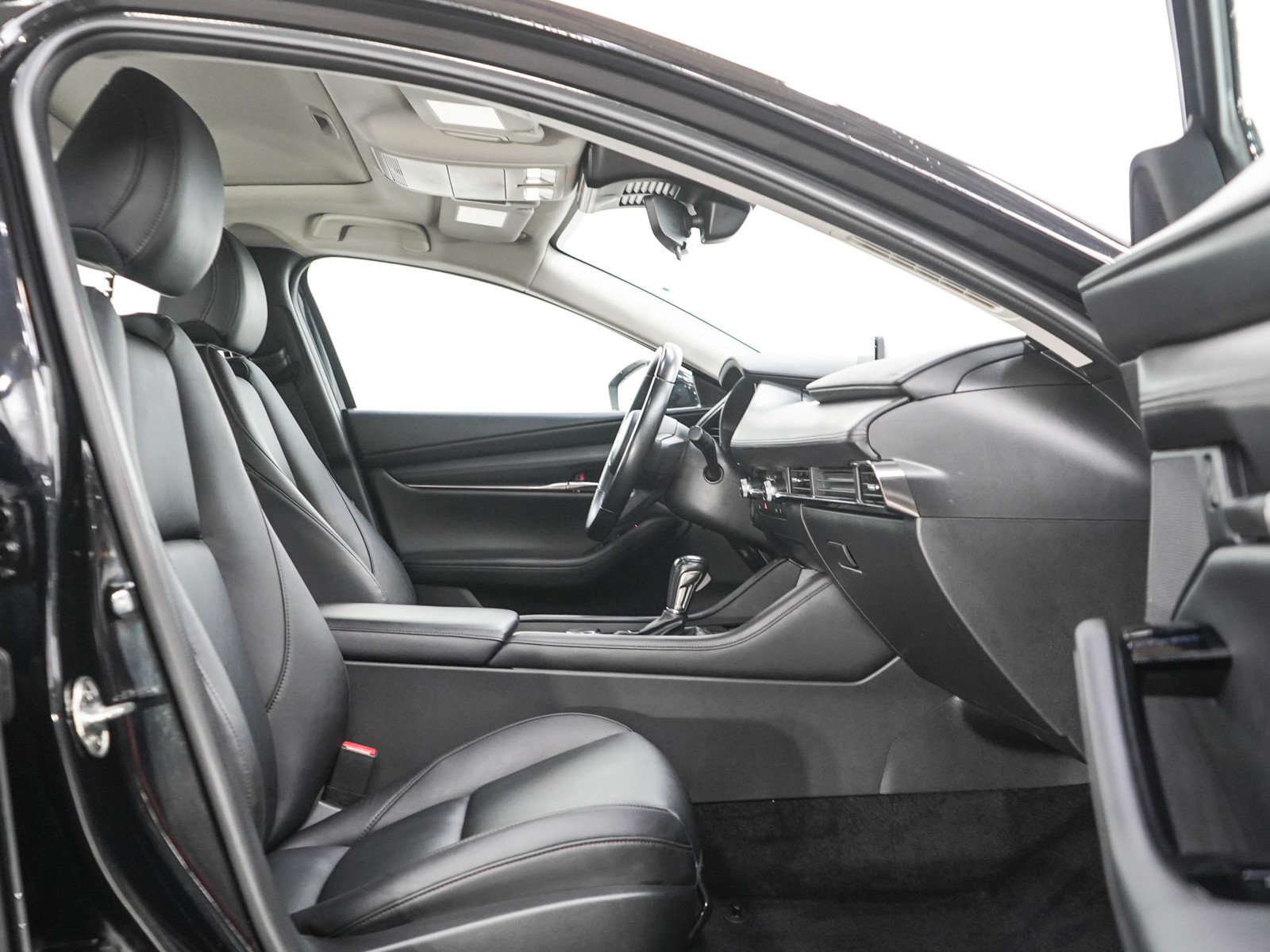 Used 2025 MAZDA MAZDA3 s FWD image 11