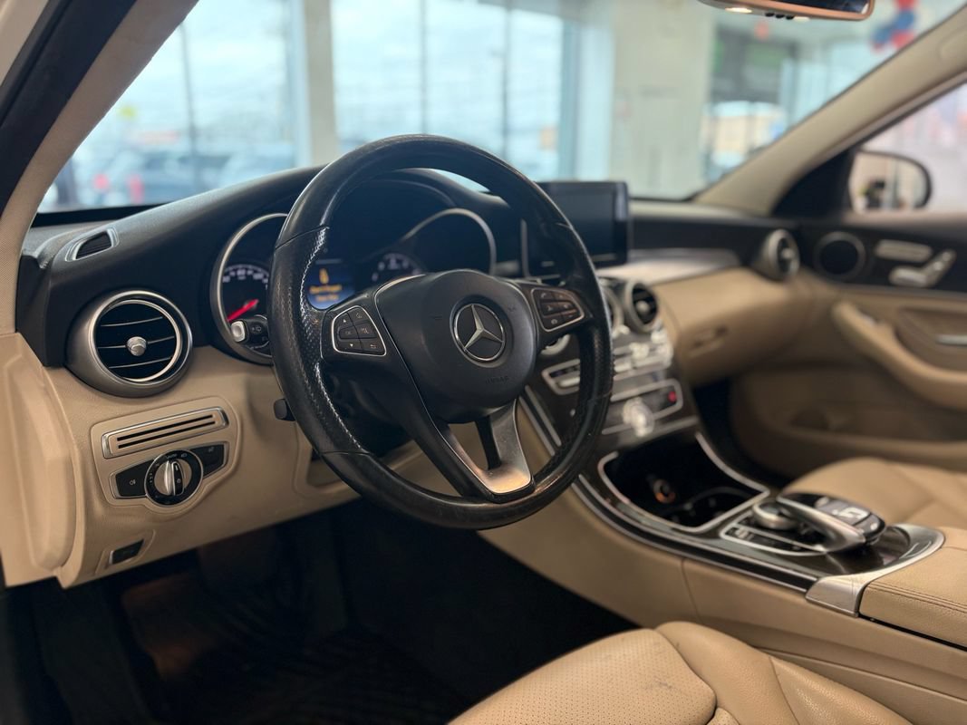 Used 2016 Mercedes-Benz C 300 4MATIC Sedan image 16