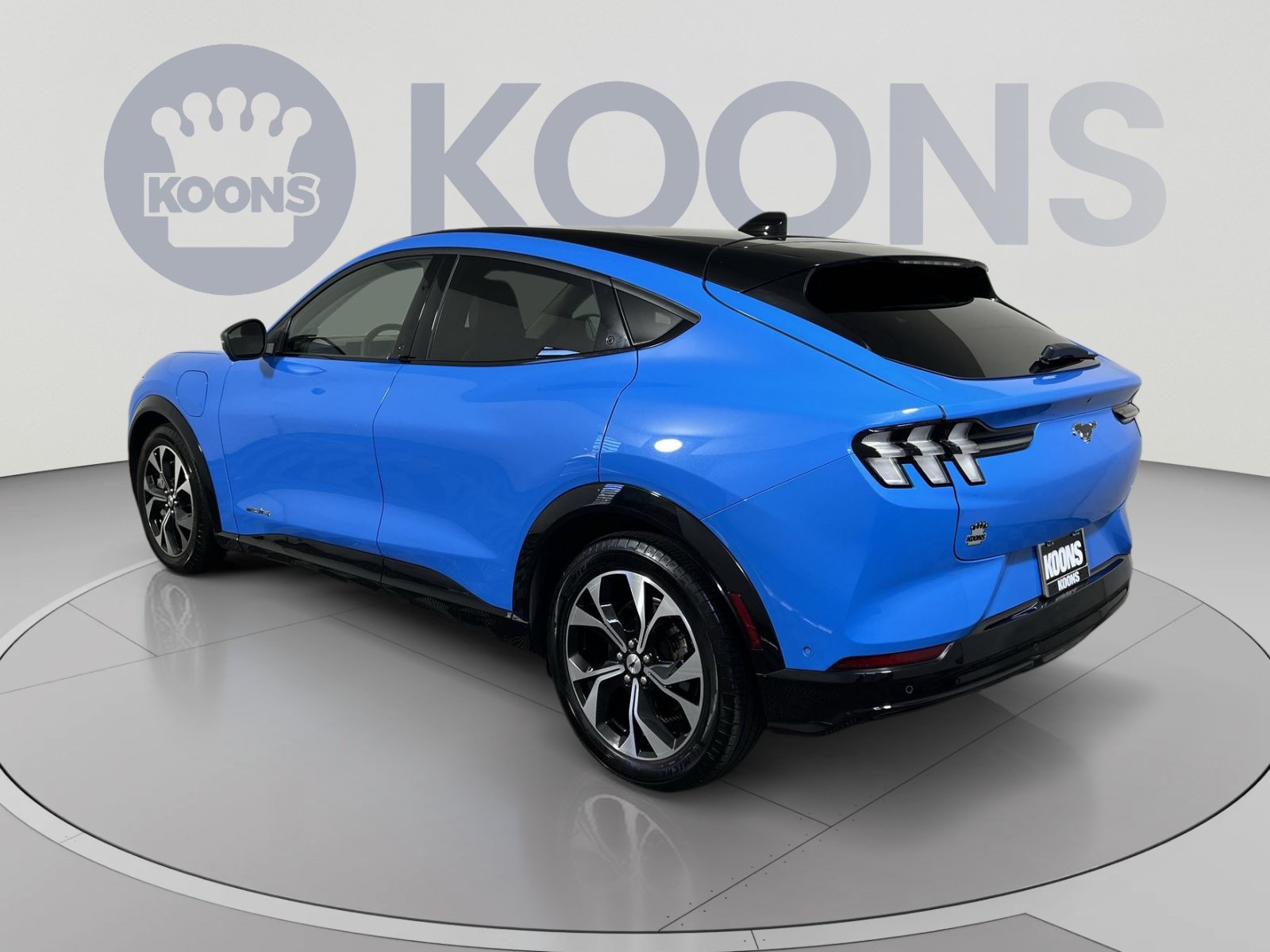 Certified 2023 Ford Mustang Mach-E Premium AWD/4WD image 8