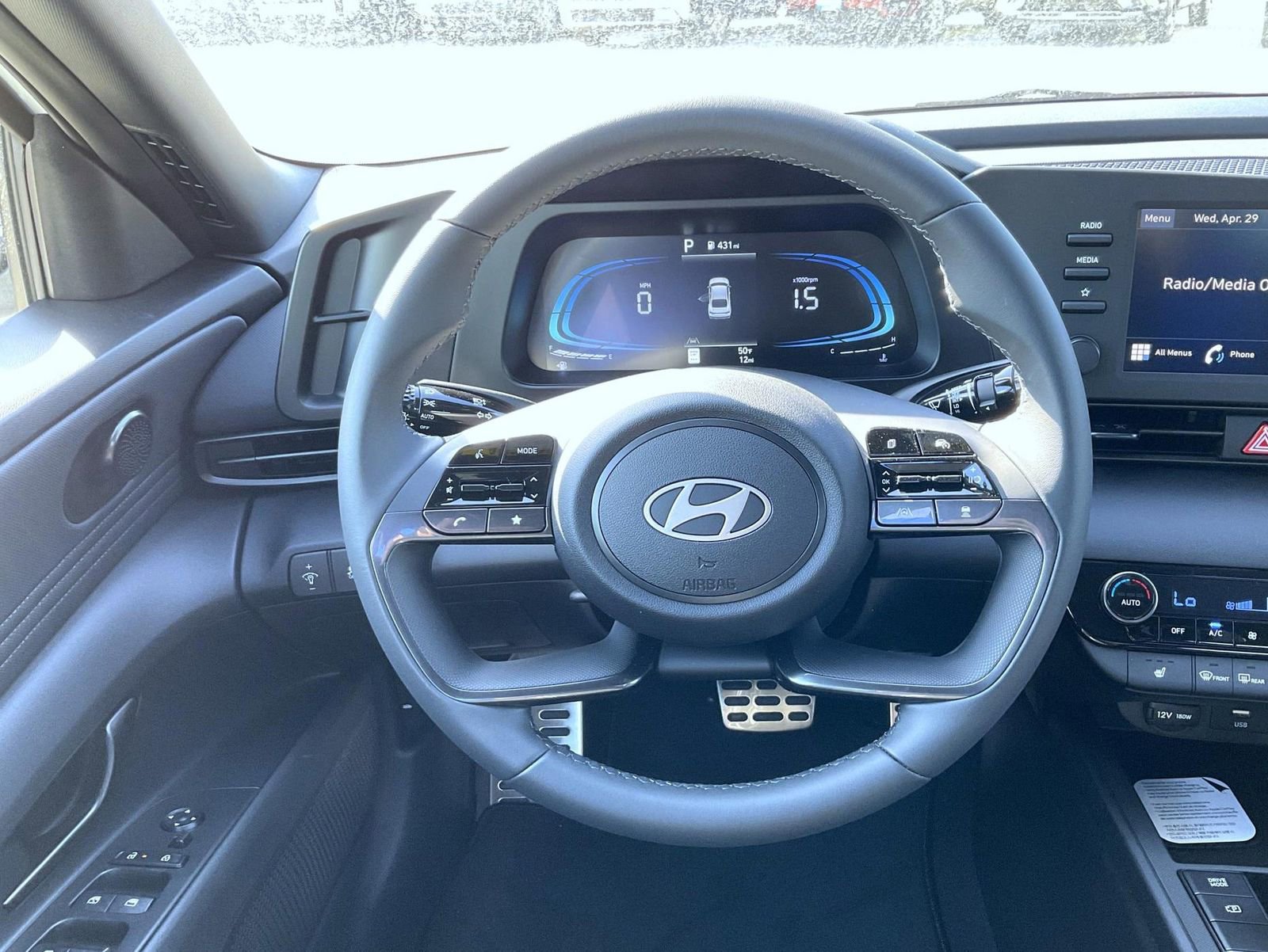 New 2026 Hyundai Elantra SEL Sport Premium FWD image 11