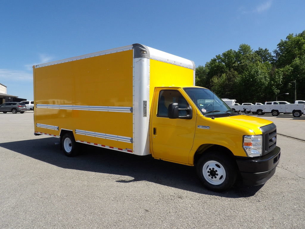 Used 2021 Ford E-350 and Econoline 350 Super Duty RWD image 10