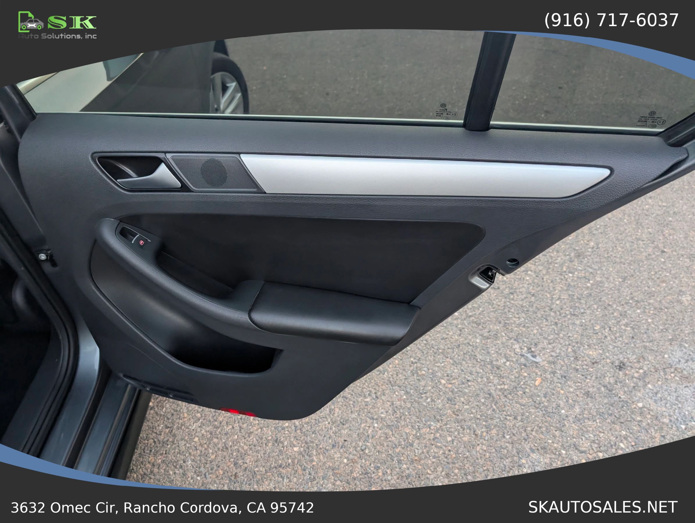 Used 2014 Volkswagen Jetta GLI FWD image 28