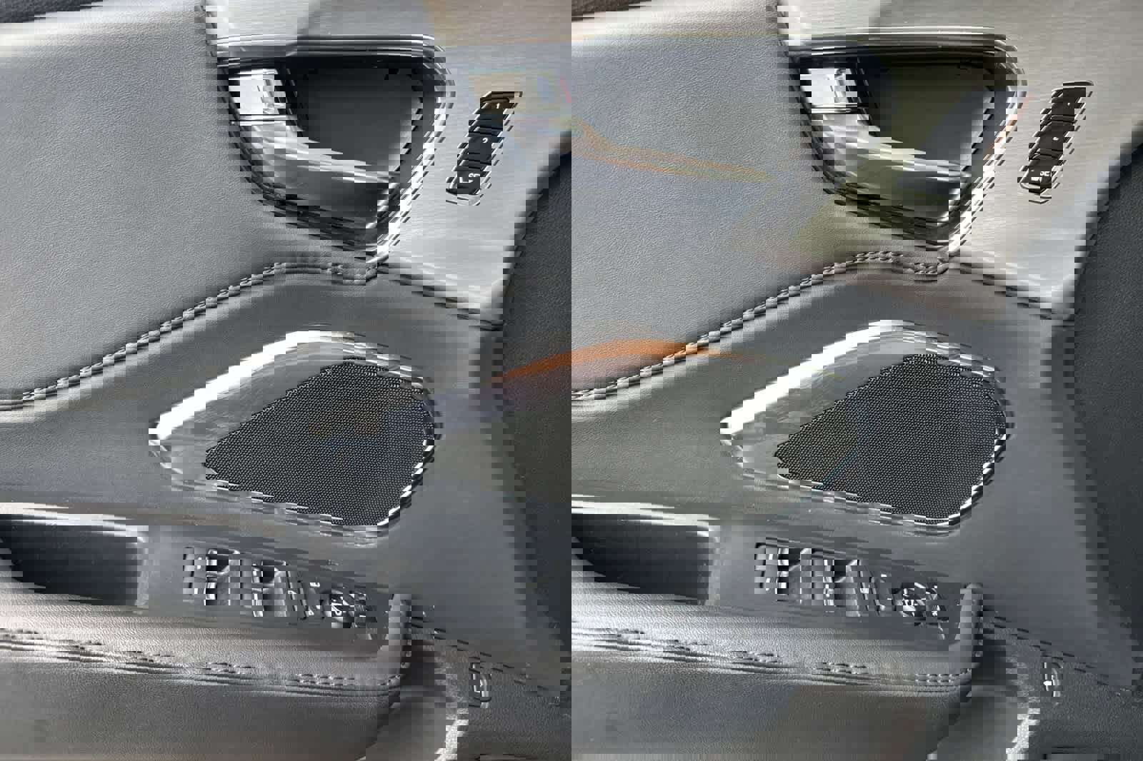 Used 2019 Acura RDX AWD image 12