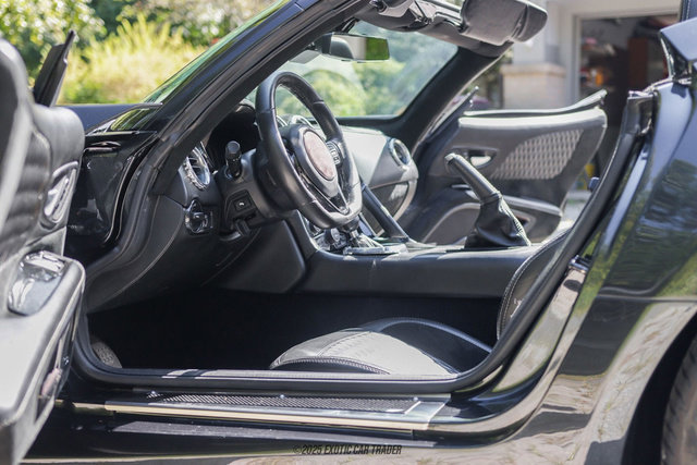 Used 2014 SRT Viper GTS w/ GTS Laguna Interior Package image 56