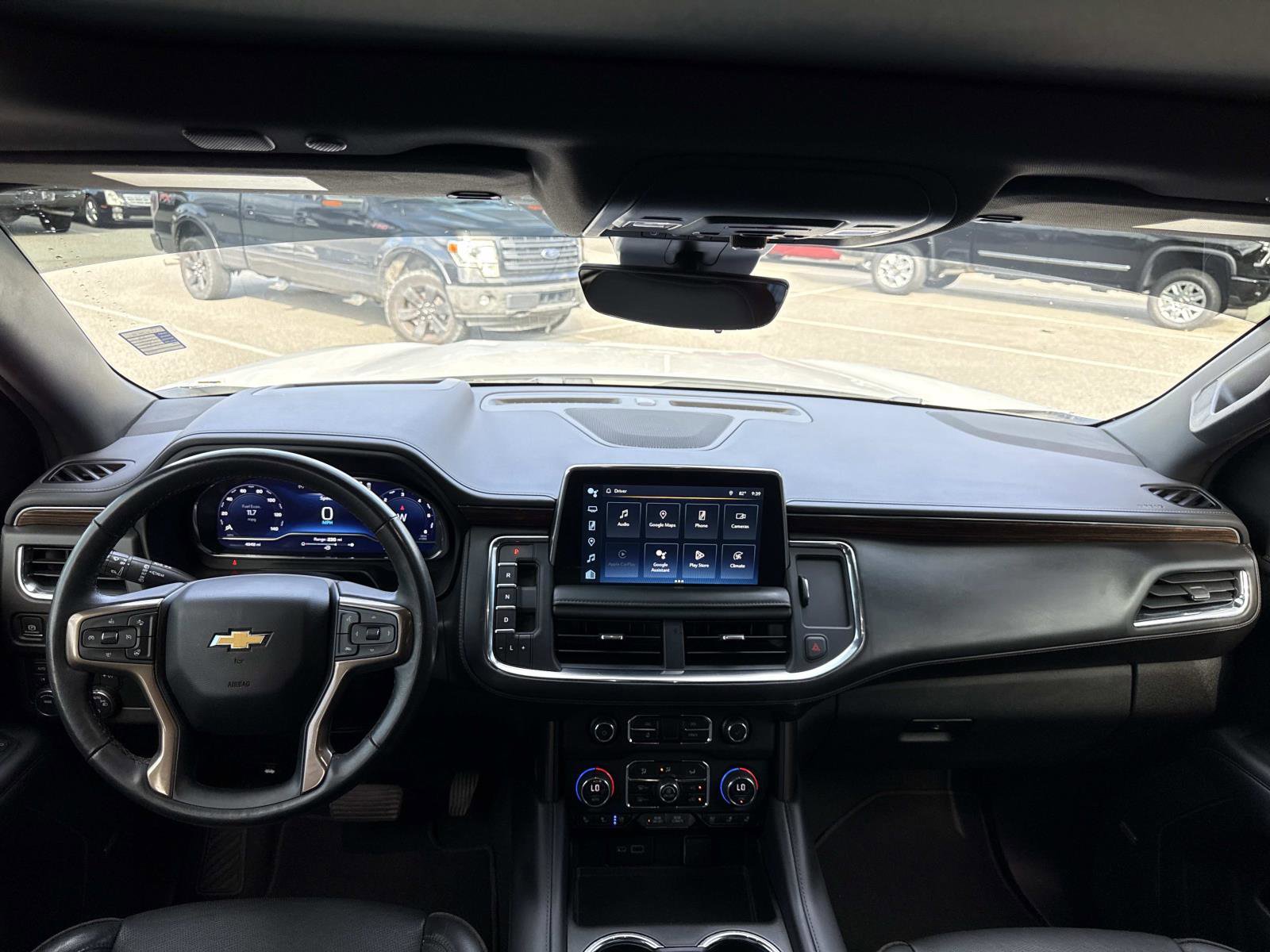 Used 2023 Chevrolet Tahoe High Country image 13