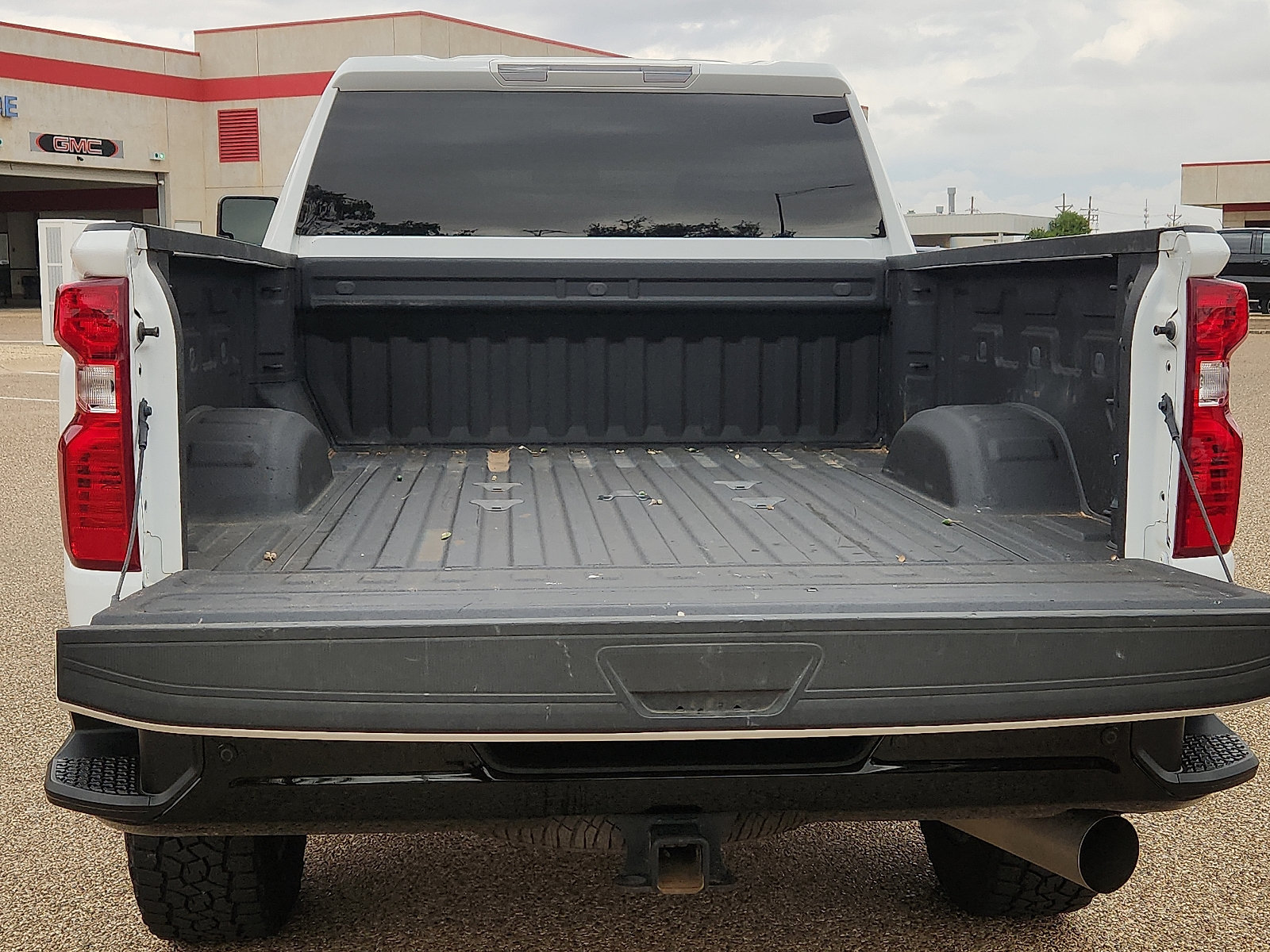 Used 2024 Chevrolet Silverado 2500 Custom w/ Custom Value Package AWD/4WD image 10
