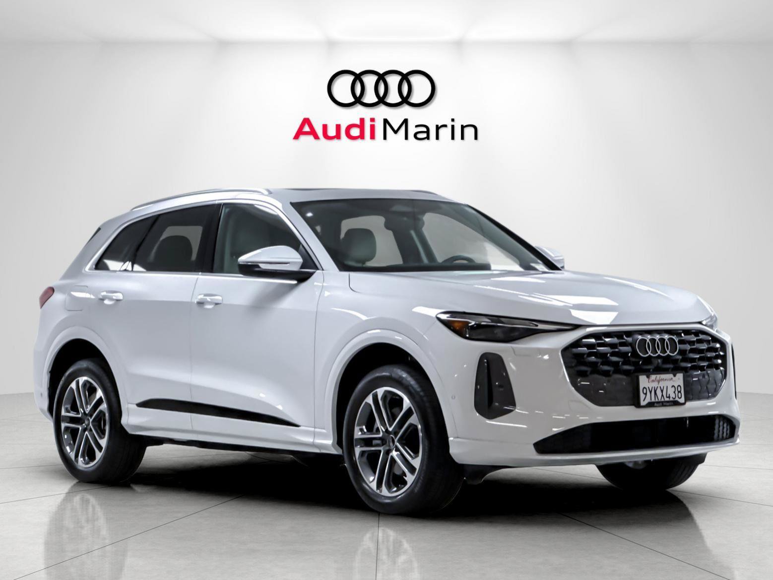 Used 2025 Audi Q5 Premium AWD/4WD image 7